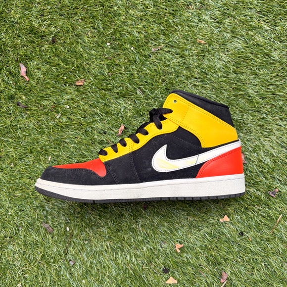 Nike Air Jordan (size 8) main image 10